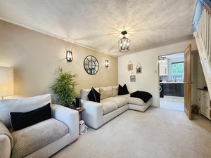 Living Room- click for photo gallery